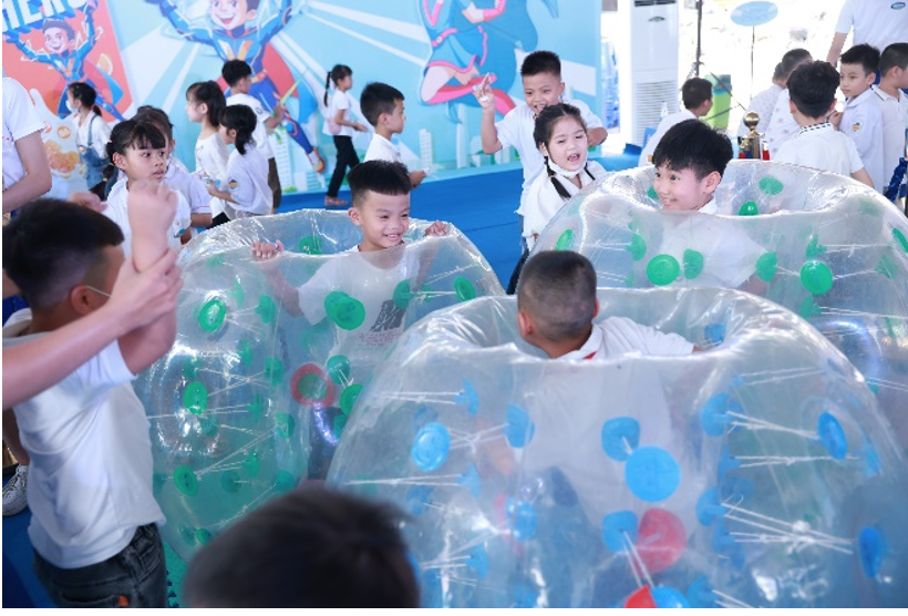 Vinamilk[-]thực[-]hiện[-]nhiều[-]hoạt[-]động[-]hưởng[-]ứng[-]Ngày[-]sữa[-]Thế[-]Giới[-]1/6[-]lần[-]thứ[-]21